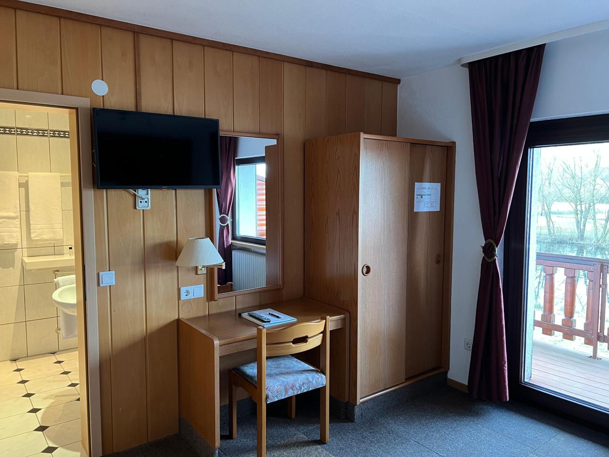Hotel Wettlaufer Homberg  Exterior photo